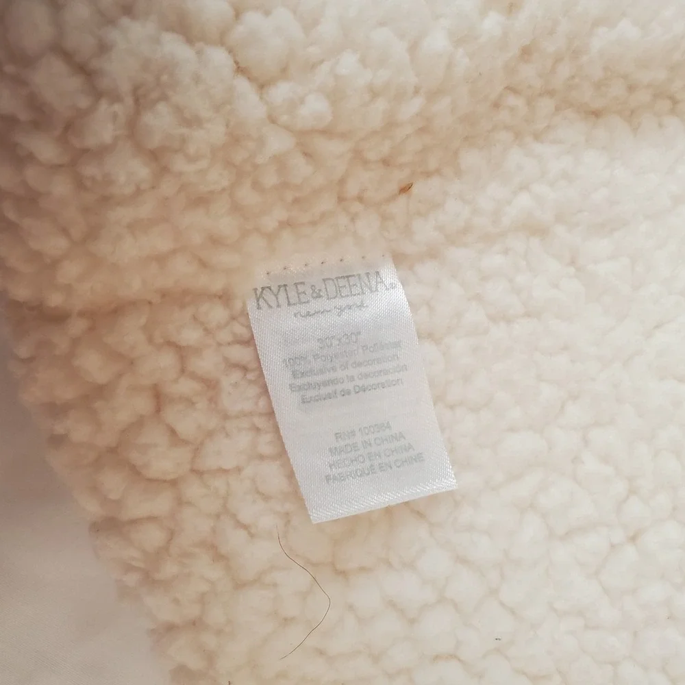 Kyle &‎ Deena Baby Blanket Swirl Plush Rosette White Sherpa